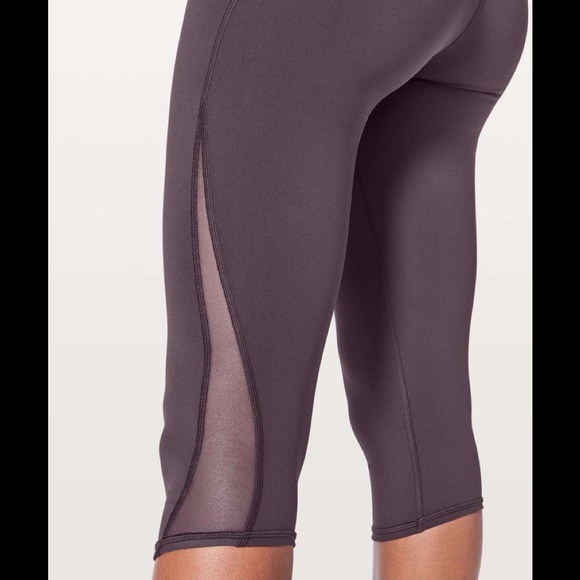 Lululemon purple Train Time crop leggings - Picture 2 of 7
